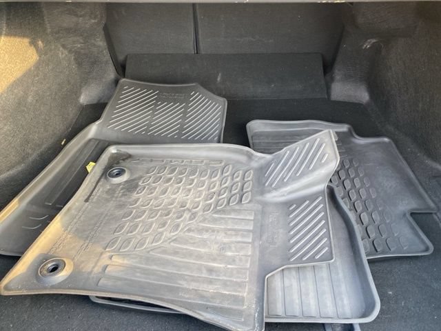 Used 2025 Toyota Camry XSE FWD image 28