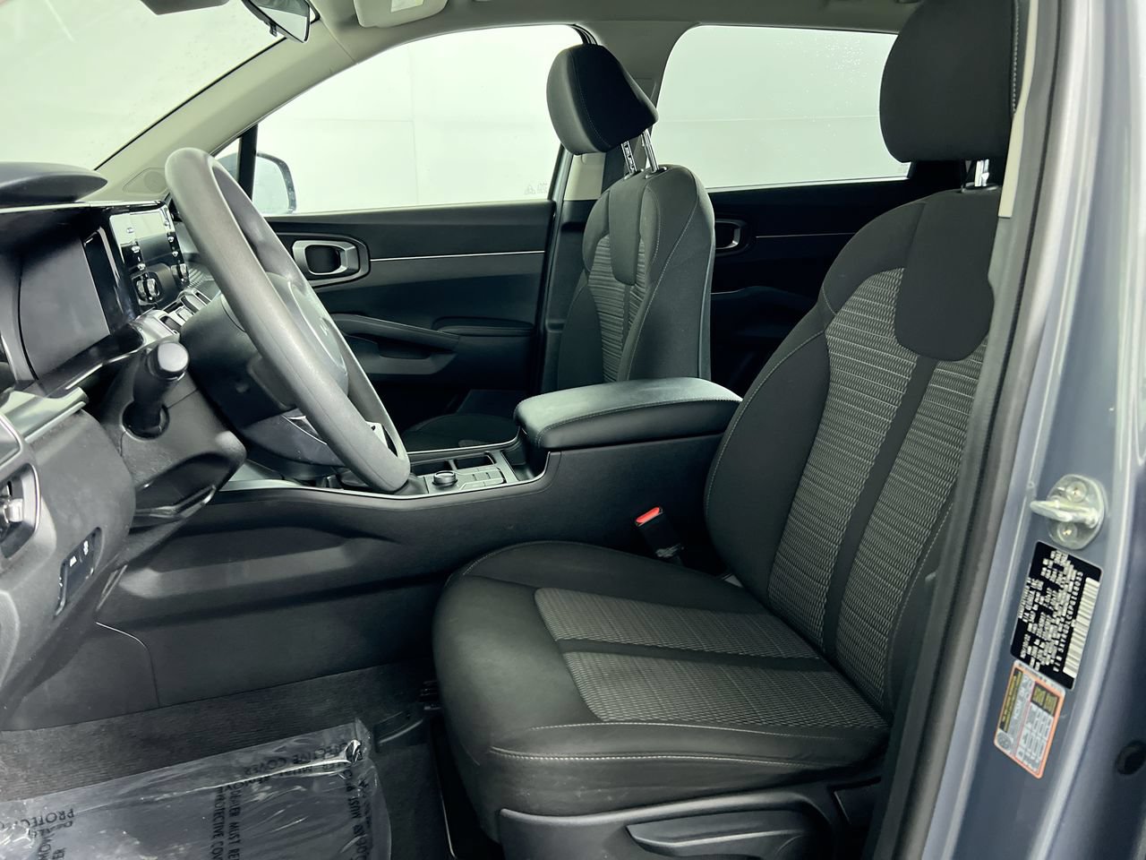 Certified 2023 Kia Sorento LX AWD/4WD image 8
