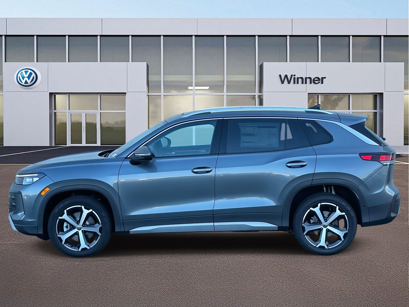 New 2025 Volkswagen Tiguan SE video 2