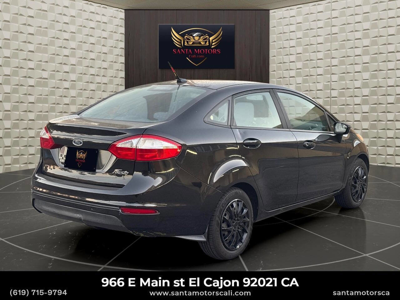 Used 2015 Ford Fiesta S image 5