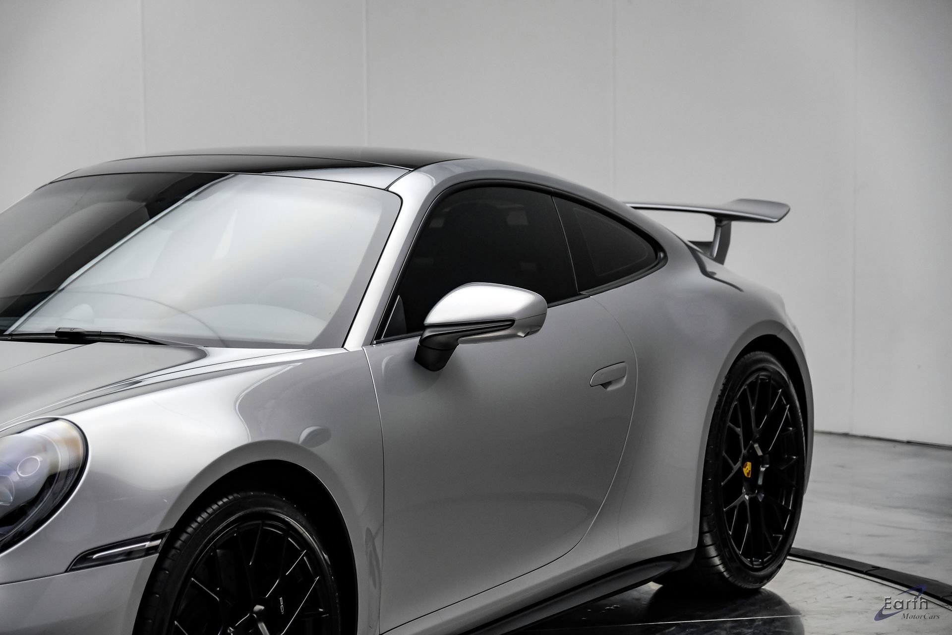 Used 2024 Porsche 911 Carrera GTS RWD image 30