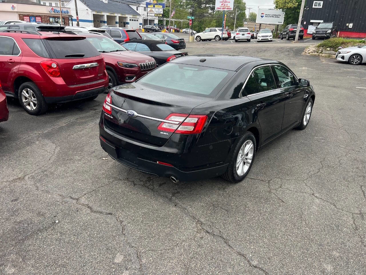Used 2014 Ford Taurus SEL w/ Equipment Group 201A FWD image 4