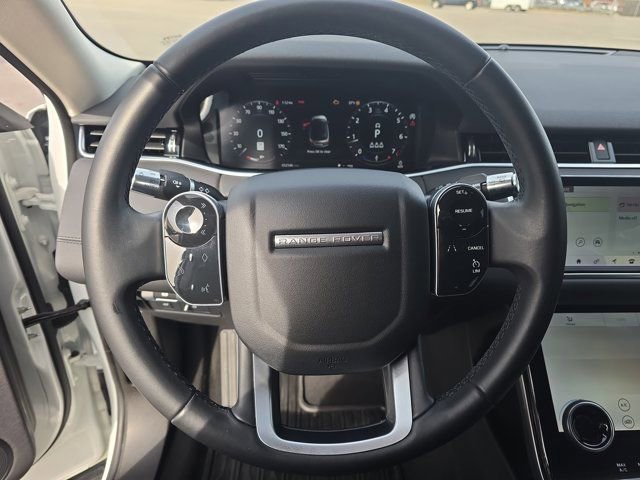 Used 2020 Land Rover Range Rover Evoque SE image 18