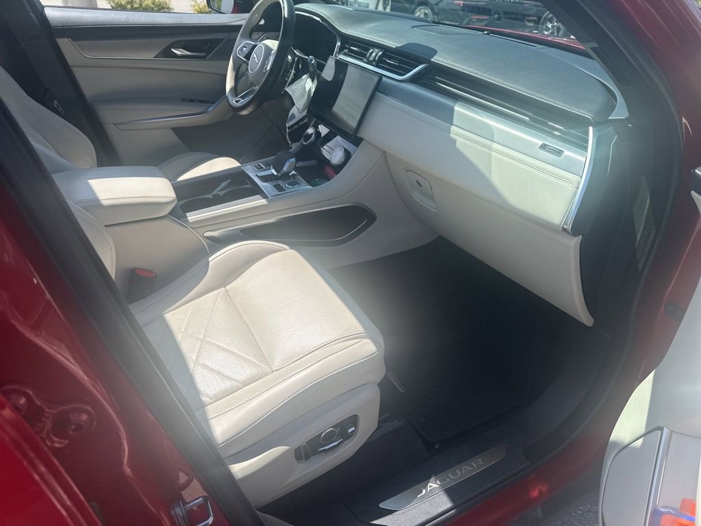 Used 2023 Jaguar F-PACE S AWD/4WD image 17