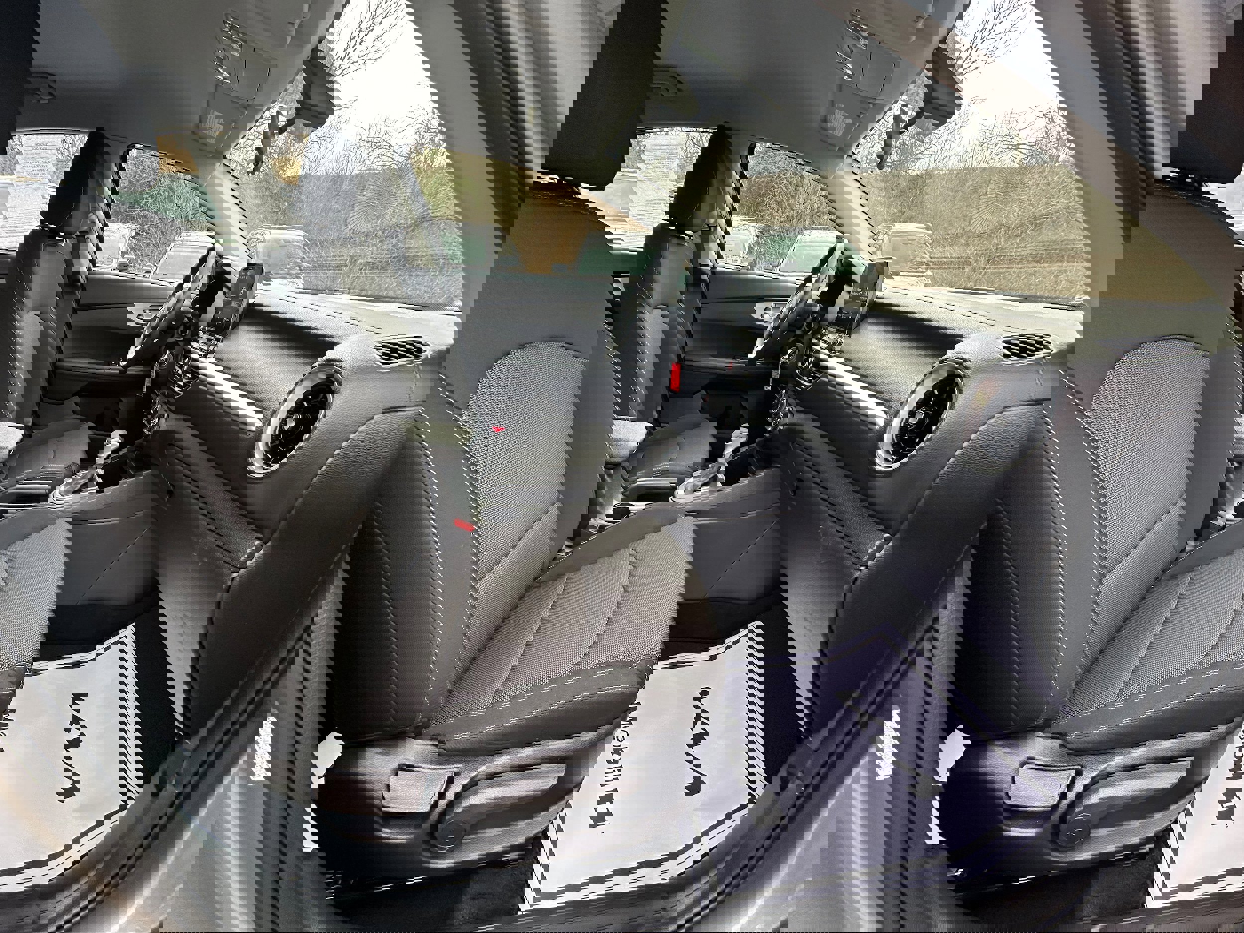 Used 2023 Kia Forte LXS image 21