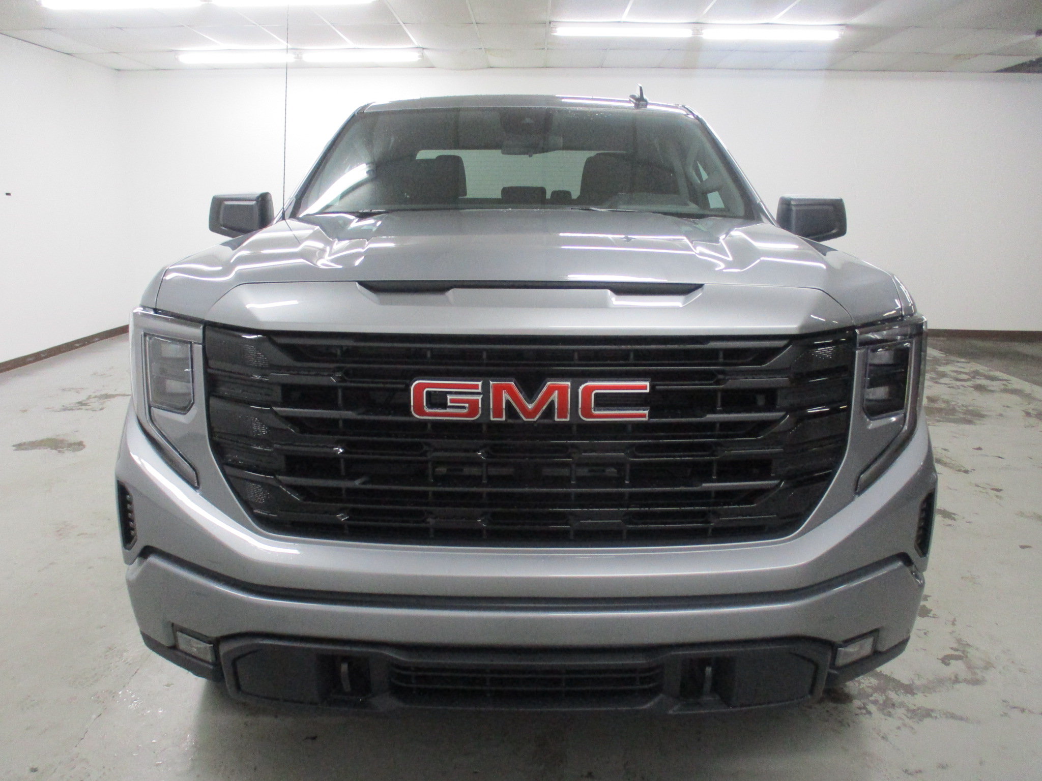 New 2026 GMC Sierra 1500 Elevation AWD/4WD image 2