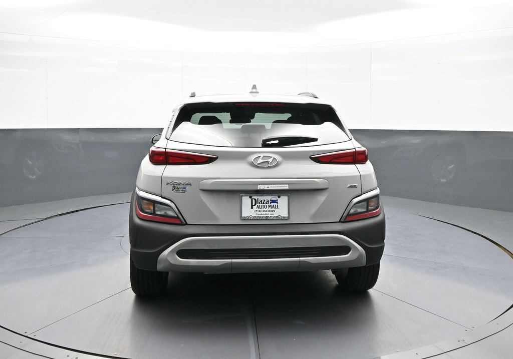 Certified 2022 Hyundai Kona SEL w/ Convenience Package AWD/4WD image 7