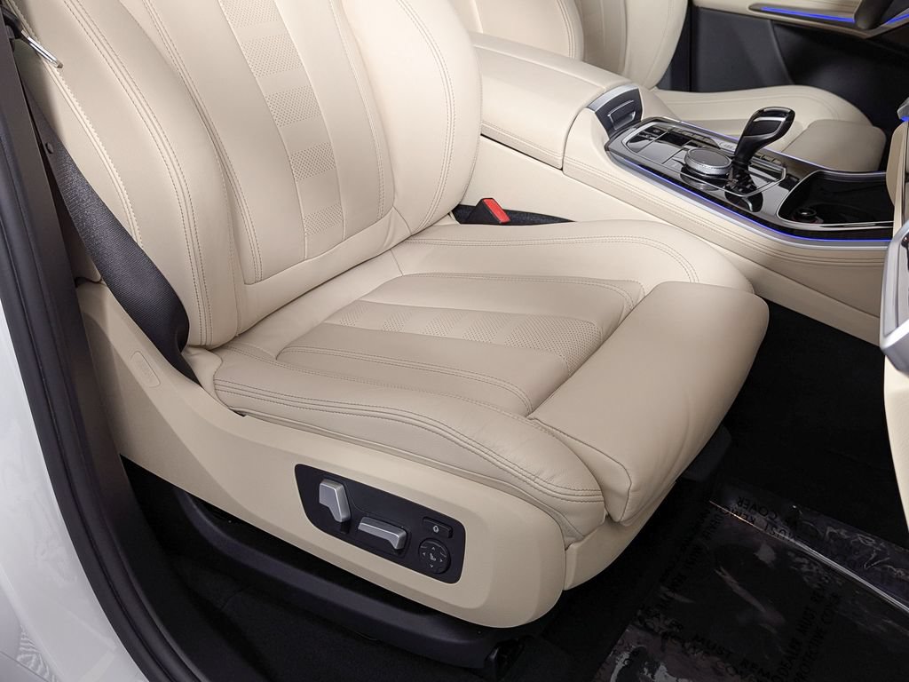 Used 2021 BMW X5 xDrive40i w/ Premium Package AWD/4WD image 27