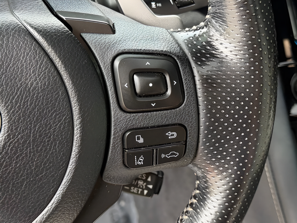 Used 2021 Lexus IS 350 F Sport w/ Navigation Package RWD image 35