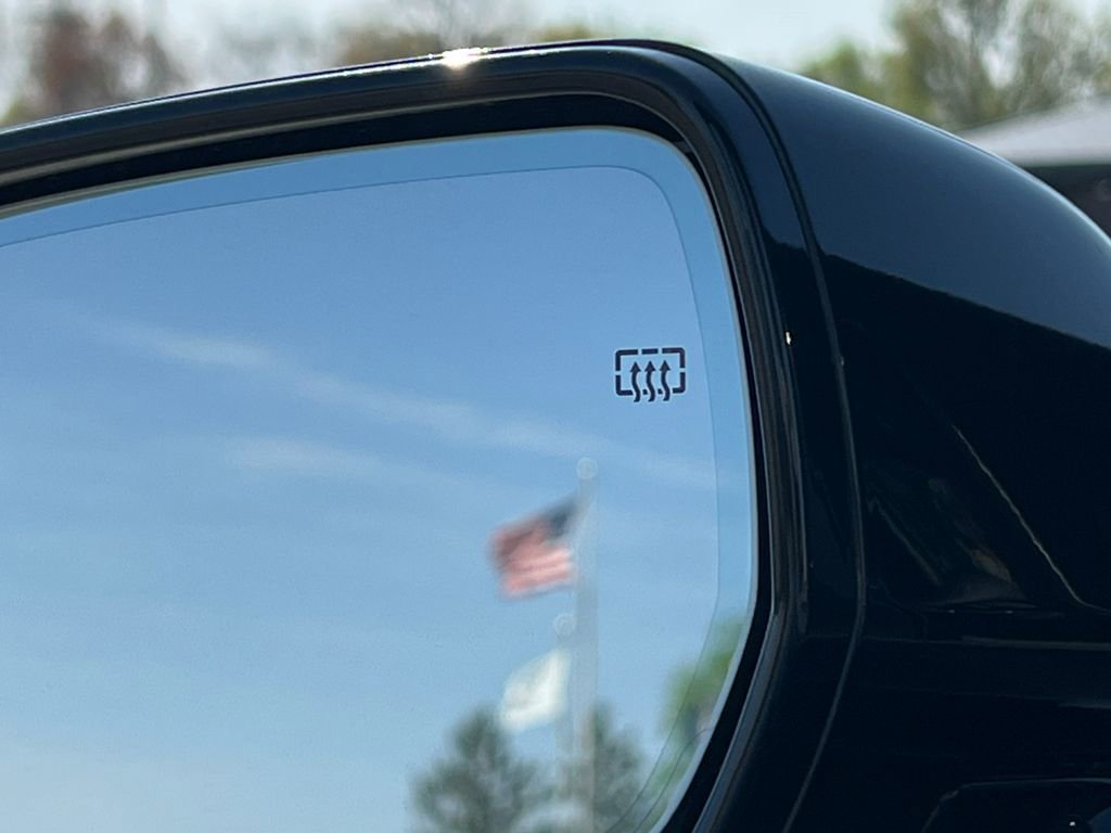New 2025 Cadillac Optiq Sport 1 AWD/4WD image 36