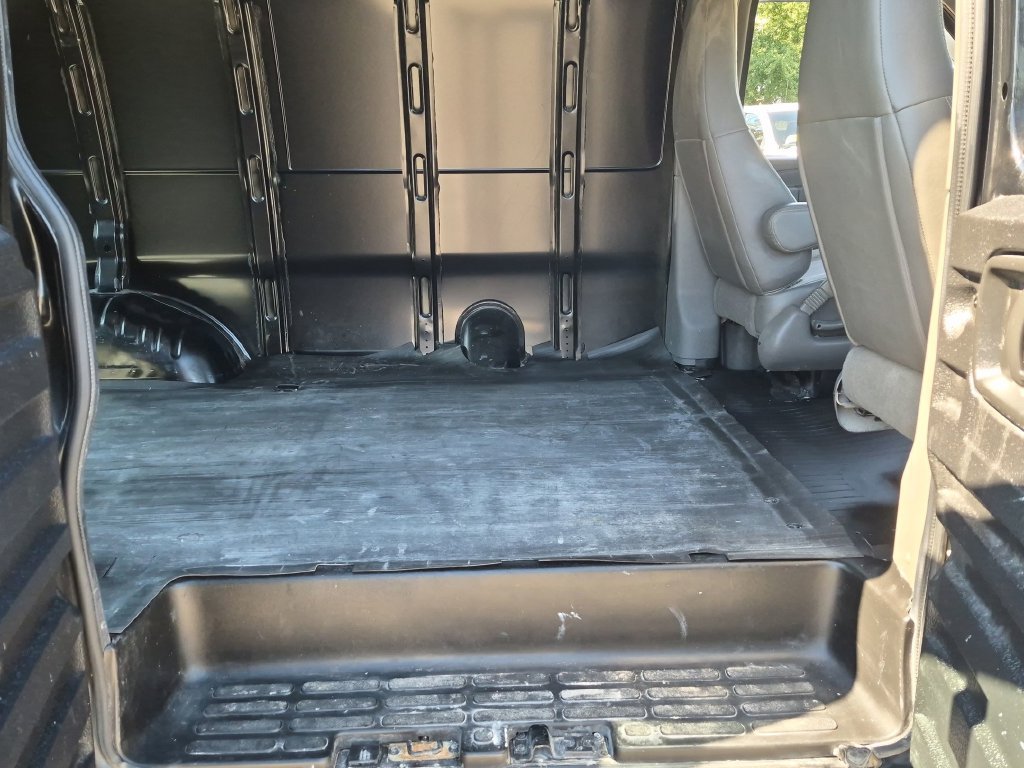 Used 2021 Chevrolet Express 2500 w/ Driver Convenience Package RWD image 29