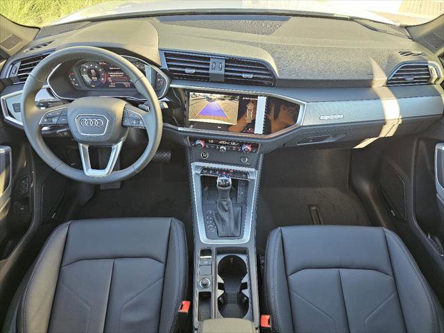 New 2025 Audi Q3 2.0T Premium image 4