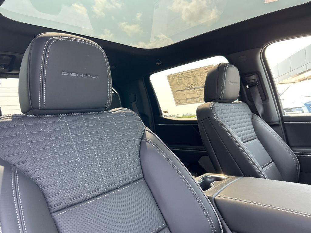 New 2025 GMC Sierra EV Denali image 39