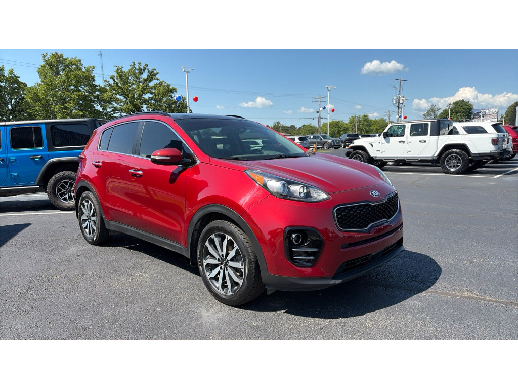 Used 2019 Kia Sportage EX w/ EX Technology Package FWD image 3