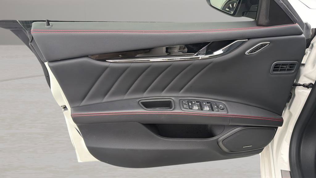 Certified 2023 Maserati Quattroporte Modena Q4 image 17