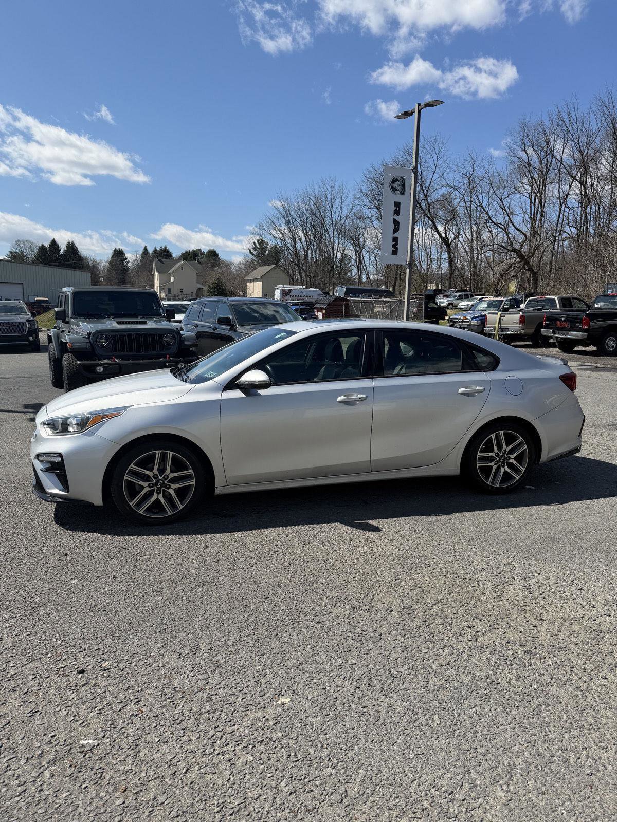 Used 2020 Kia Forte EX w/ EX Special Edition FWD image 5