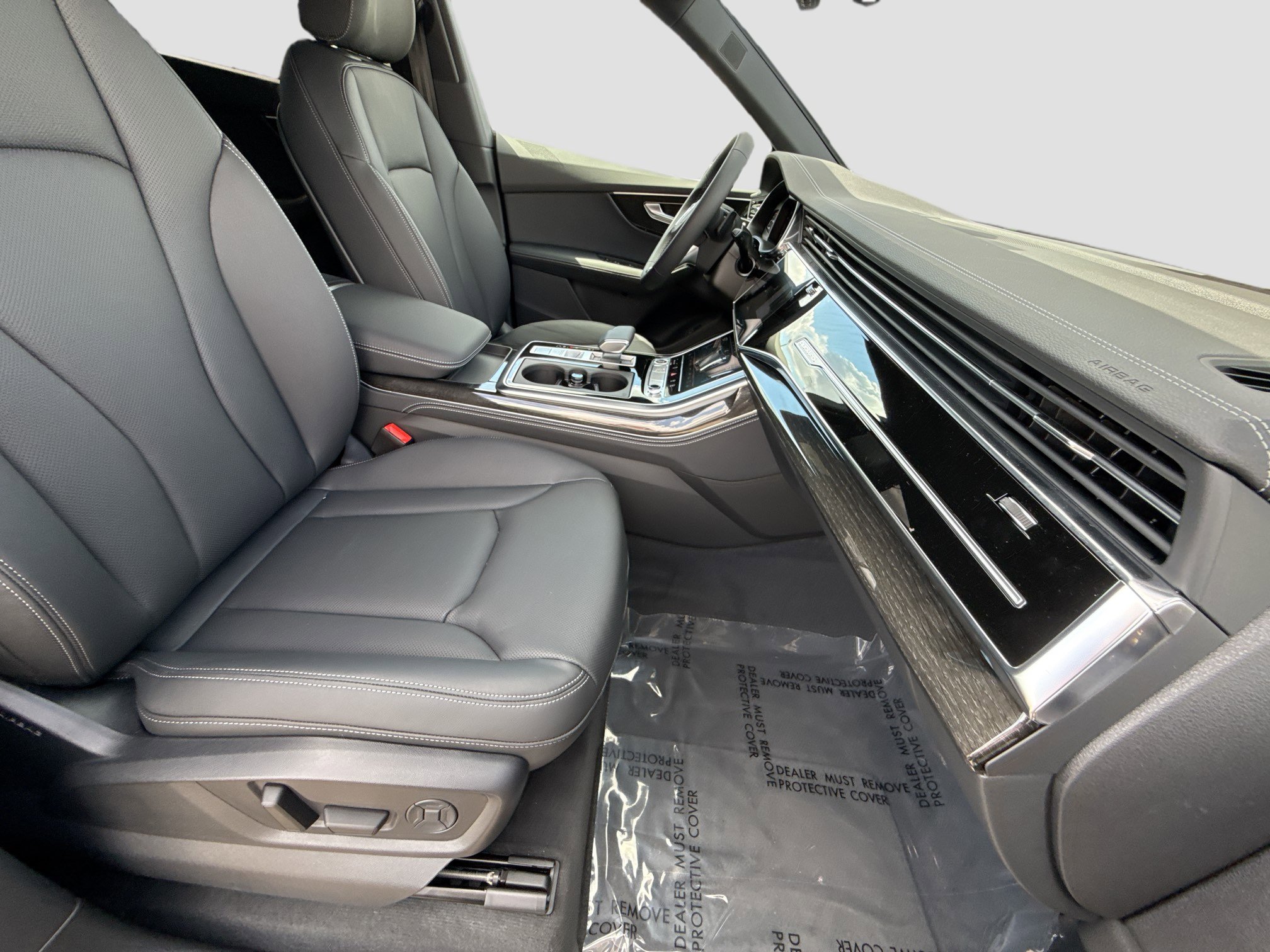 New 2026 Audi Q8 Premium Plus image 15