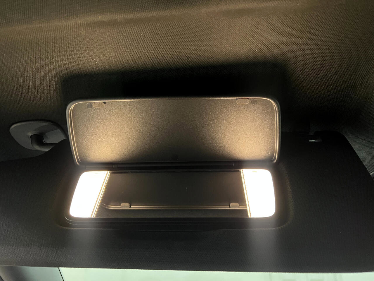 Used 2024 Chevrolet Tahoe High Country image 40