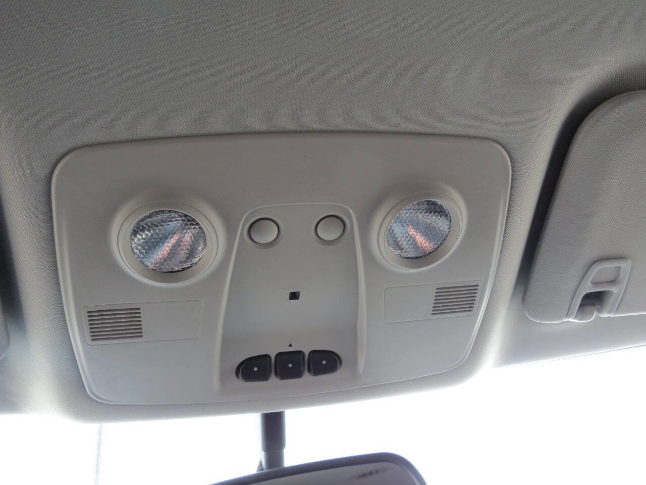 Used 2014 Chevrolet Traverse LT image 15