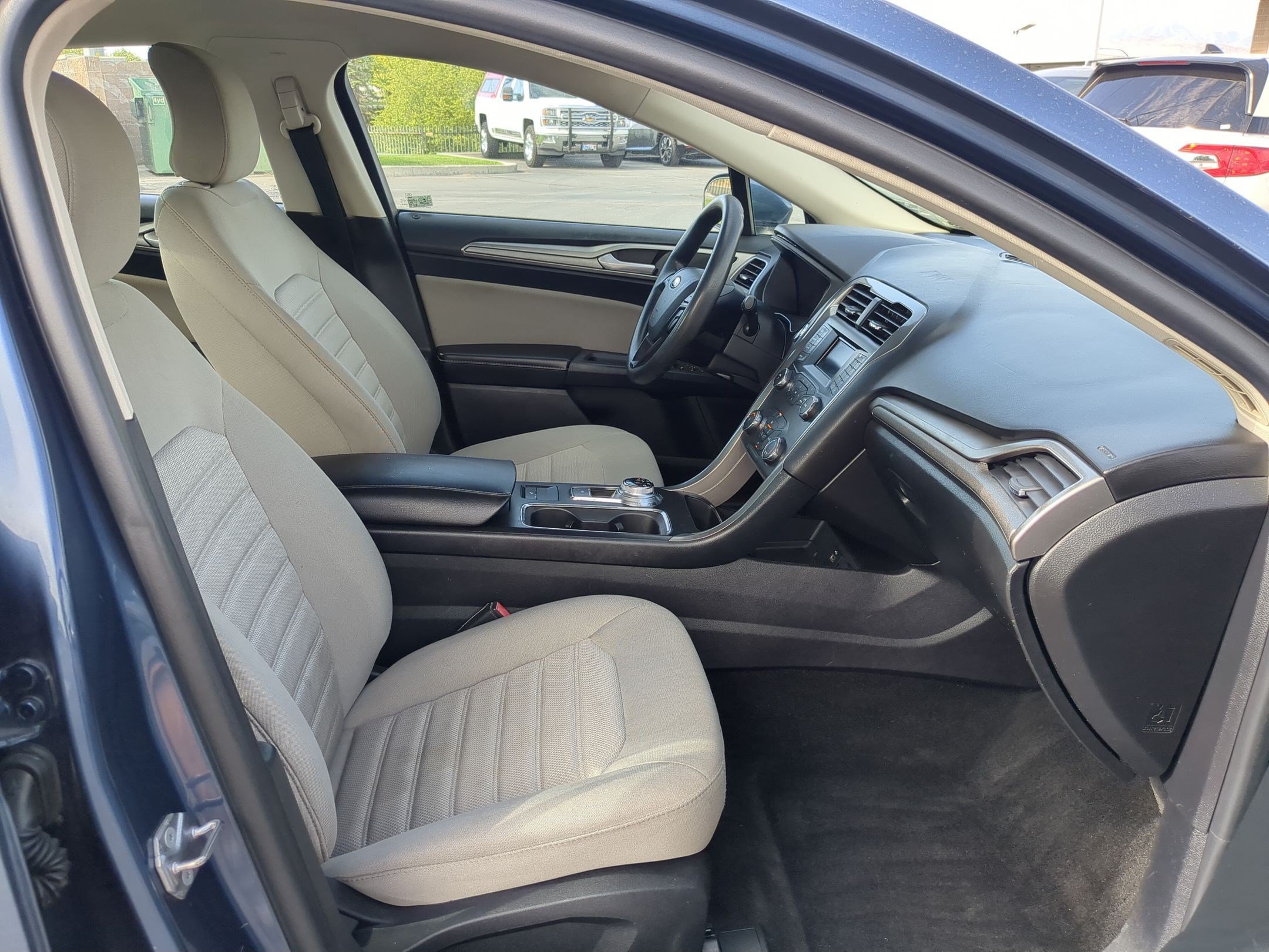 Used 2019 Ford Fusion S FWD image 27