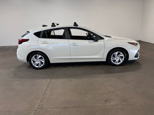 Used 2025 Subaru Impreza 2.0i image 2