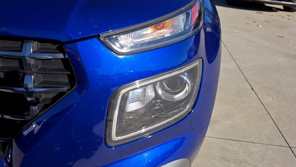 Used 2022 Hyundai Venue SEL FWD image 9
