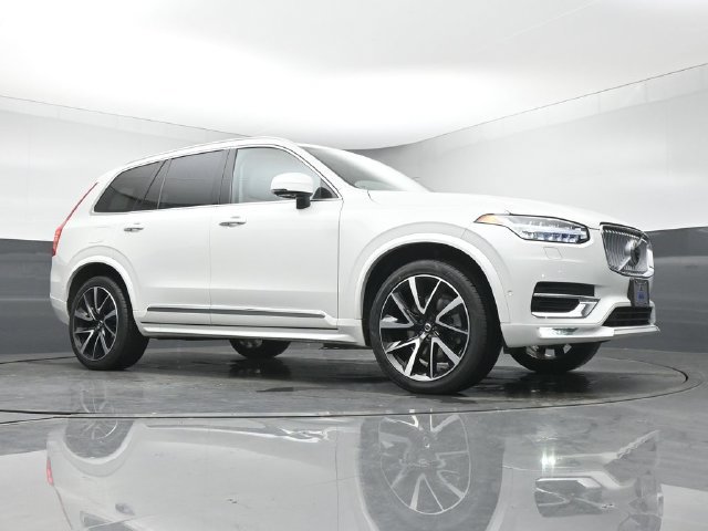 Used 2024 Volvo XC90 B6 Ultimate w/ Protection Package Premier AWD/4WD image 37