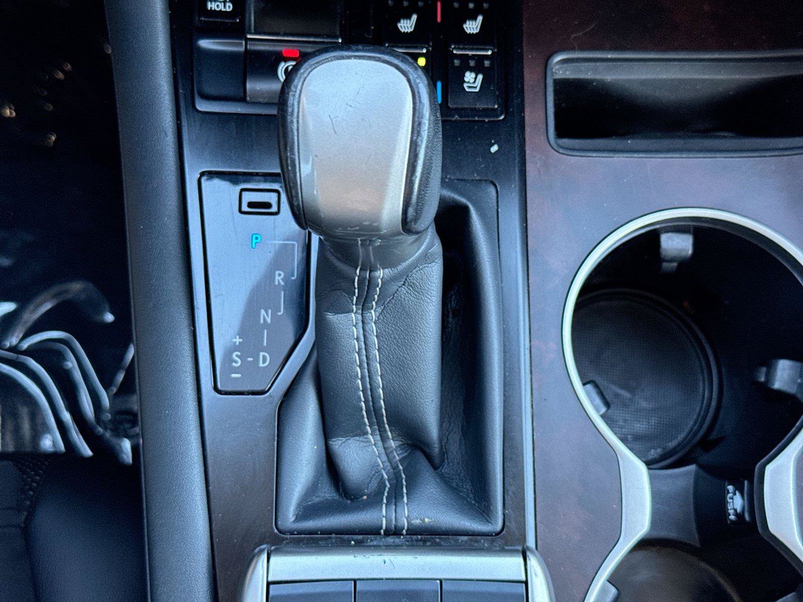 Used 2020 Lexus RX 450h AWD w/ Premium Package image 13