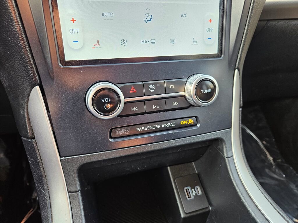 Used 2022 Ford Edge SEL image 5