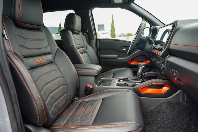 New 2025 Nissan Frontier Pro-X w/ Pro Premium Package image 18