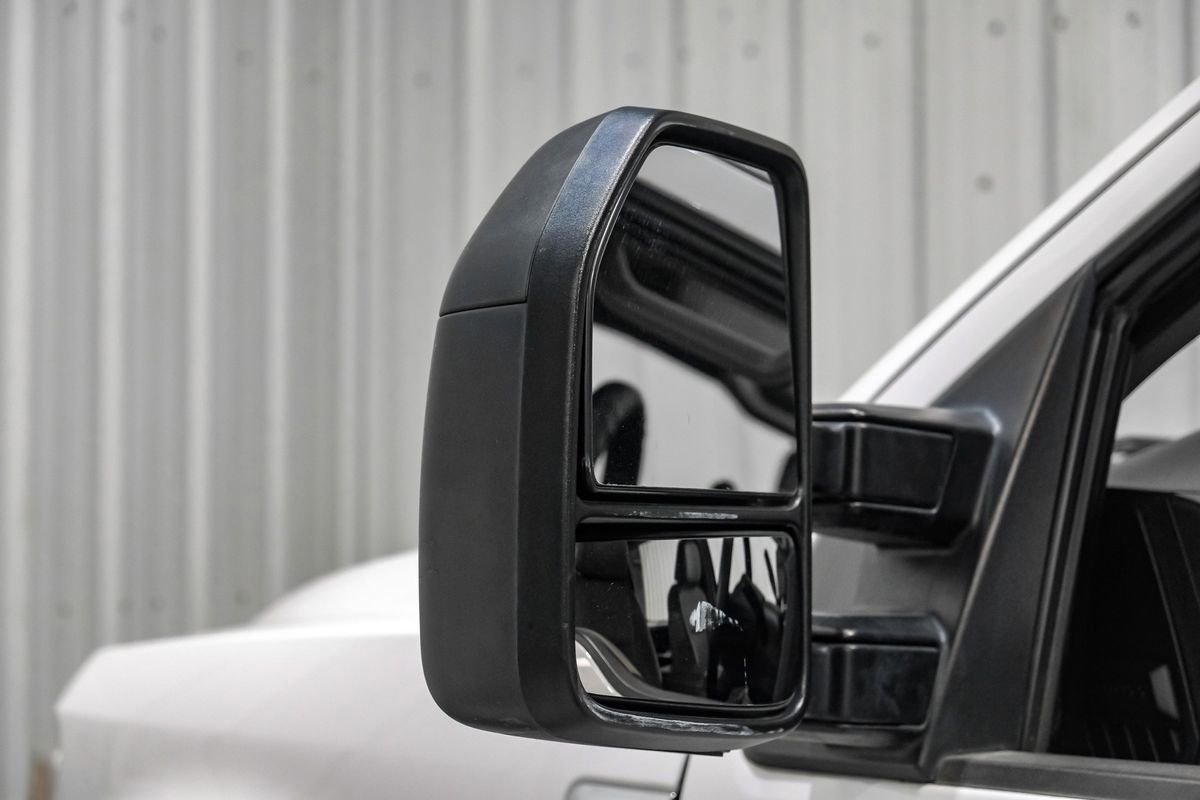 Used 2021 Ford F550 4x4 Crew Cab Super Duty w/ Power Equipment Group image 37