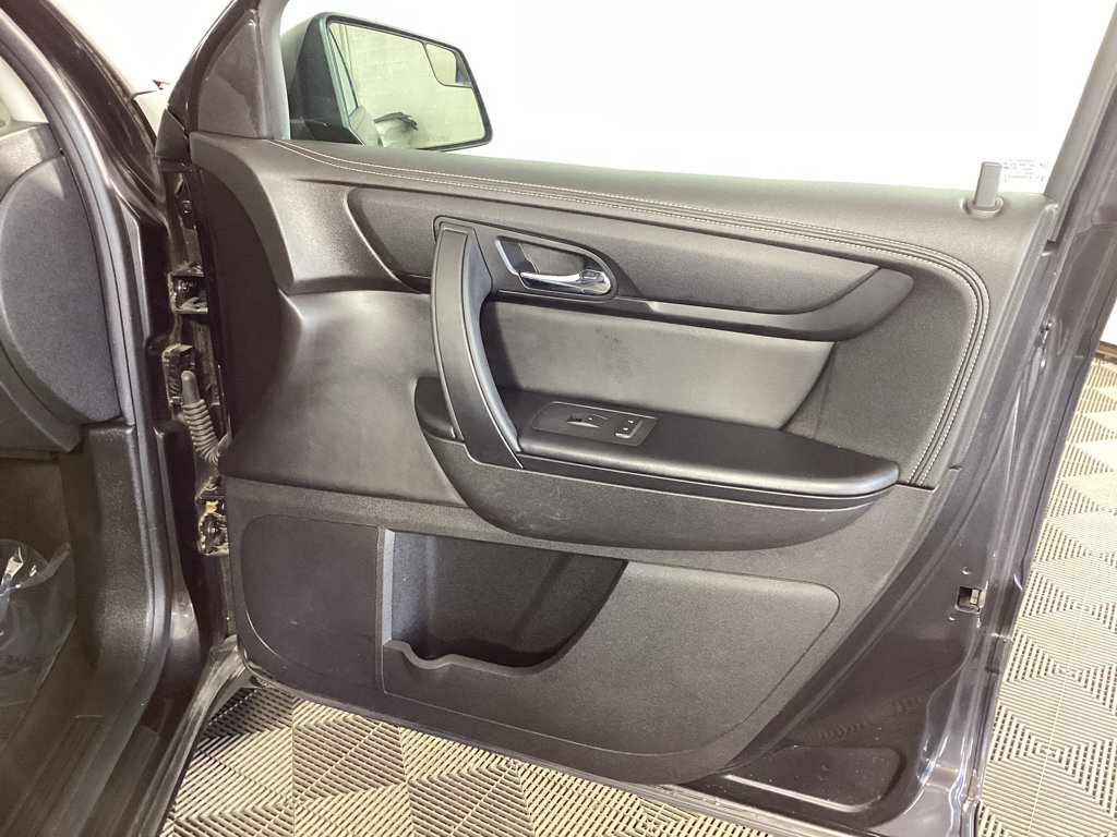 Used 2014 GMC Acadia SLE AWD/4WD image 8
