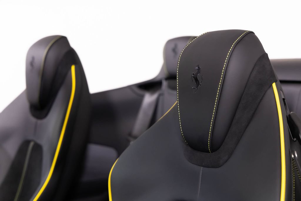 Used 2025 Ferrari Roma Spider RWD image 43