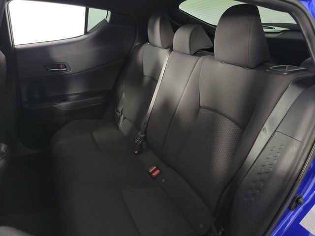Used 2019 Toyota C-HR LE FWD image 17