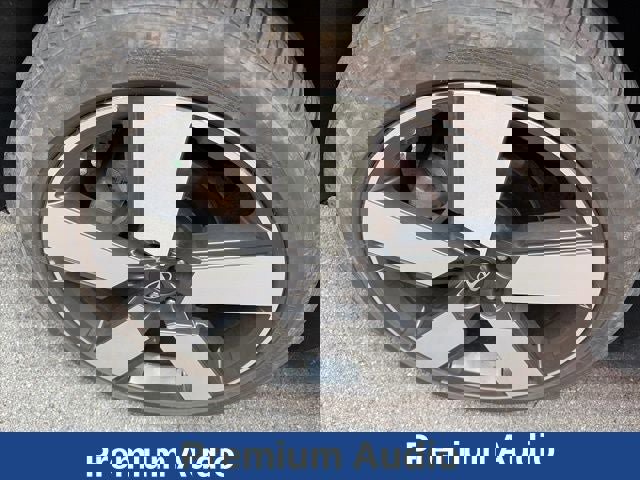 Used 2024 Hyundai Santa Fe Limited image 27