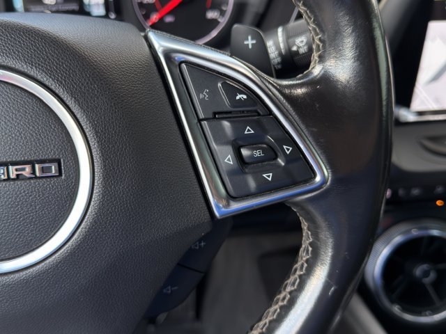 Used 2018 Chevrolet Camaro LT RWD image 14