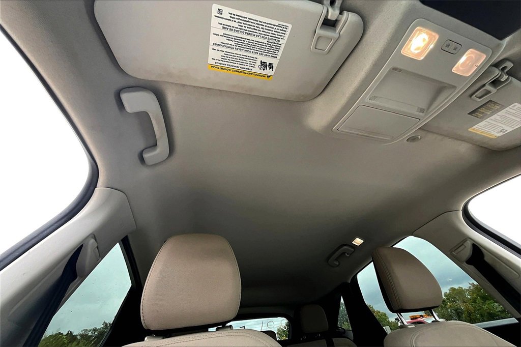 Used 2021 Ford Escape SE image 21