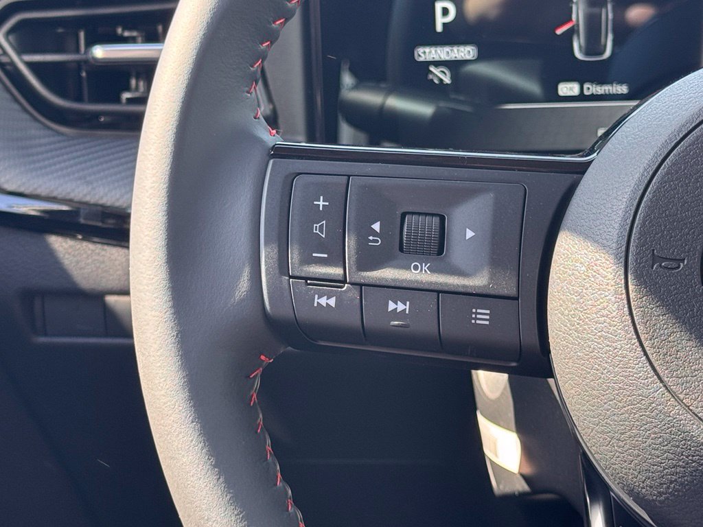 New 2026 Nissan Kicks SR FWD image 15