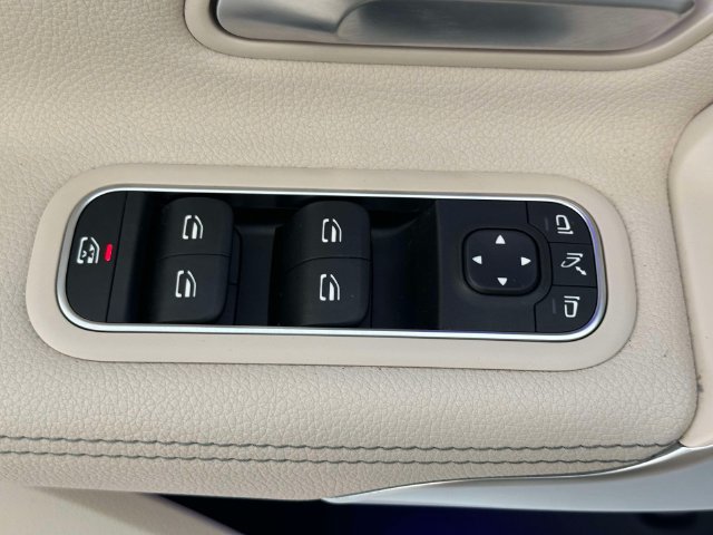 Certified 2023 Mercedes-Benz CLA 250 4MATIC image 20