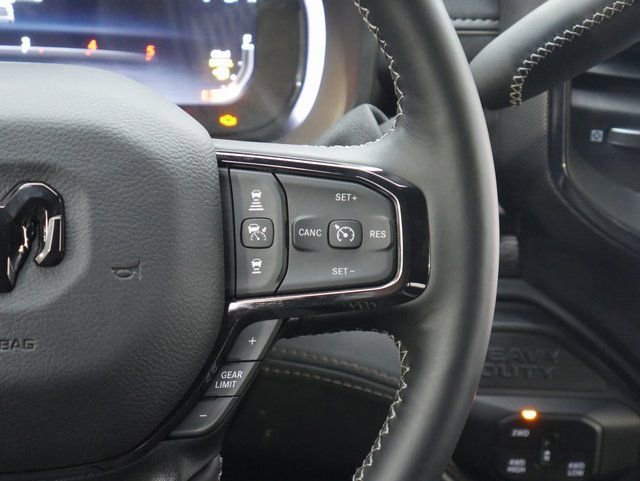 Used 2025 RAM 3500 Limited AWD/4WD image 21