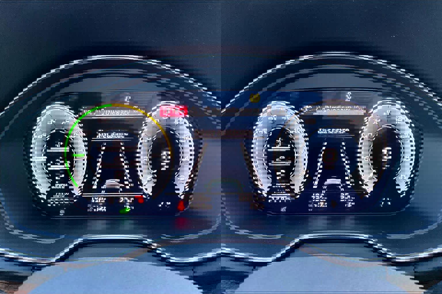 Used 2022 Audi Q5 e Premium Plus image 28