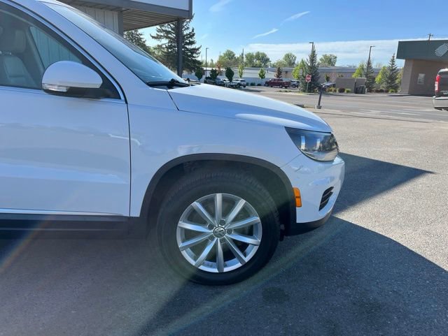 Used 2017 Volkswagen Tiguan Wolfsburg Edition FWD image 17