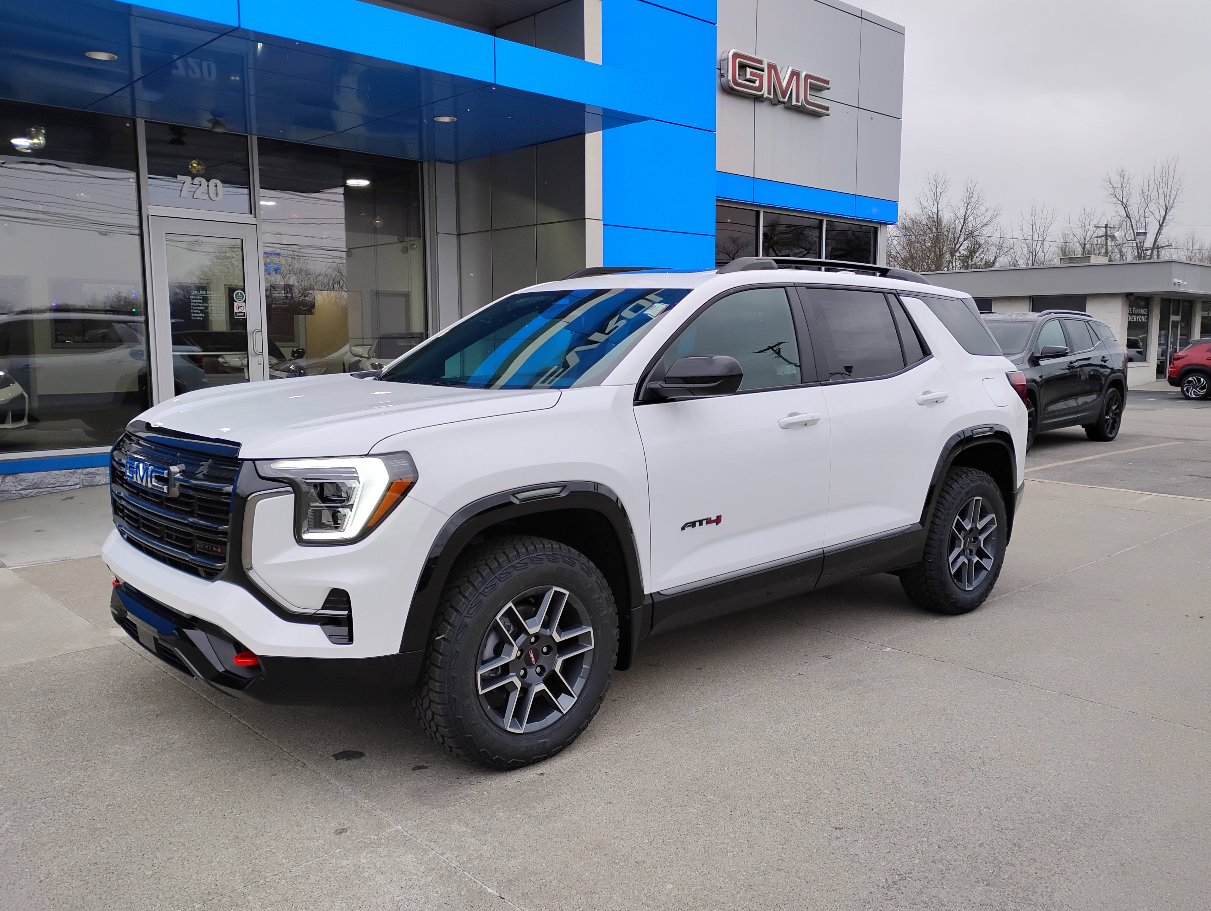 New 2026 GMC Terrain AT4 w/ LPO, Black Badging Package image 31