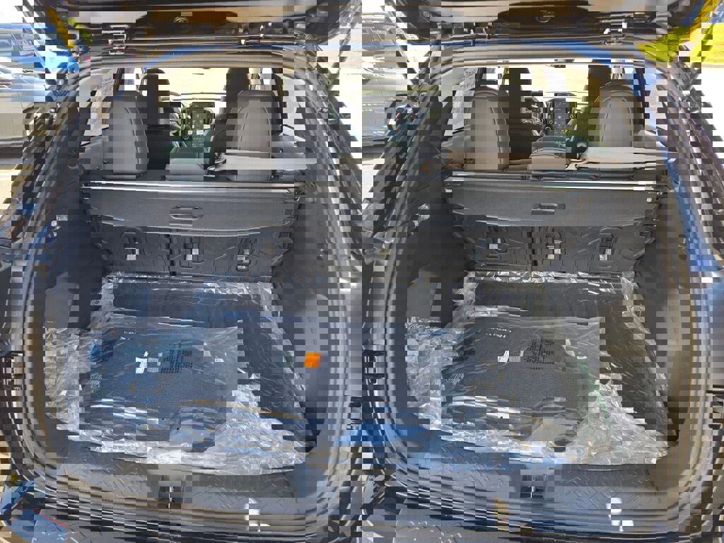 New 2025 Subaru Crosstrek 2.5i Limited image 15