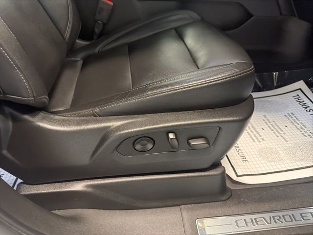 Used 2021 Chevrolet Tahoe LT w/ LT Signature Package image 16