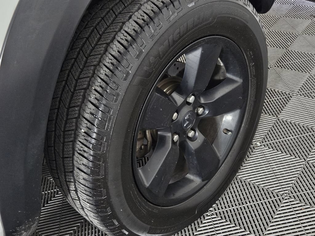 Used 2019 RAM 1500 Warlock w/ Electronics Group AWD/4WD image 7
