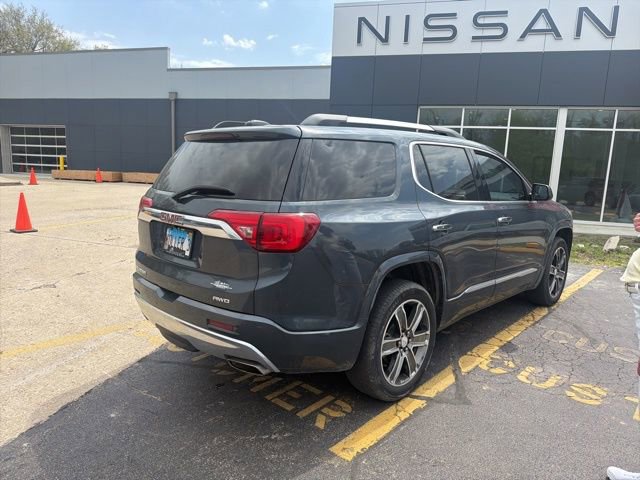 Used 2019 GMC Acadia Denali w/ Technology Package AWD/4WD image 2