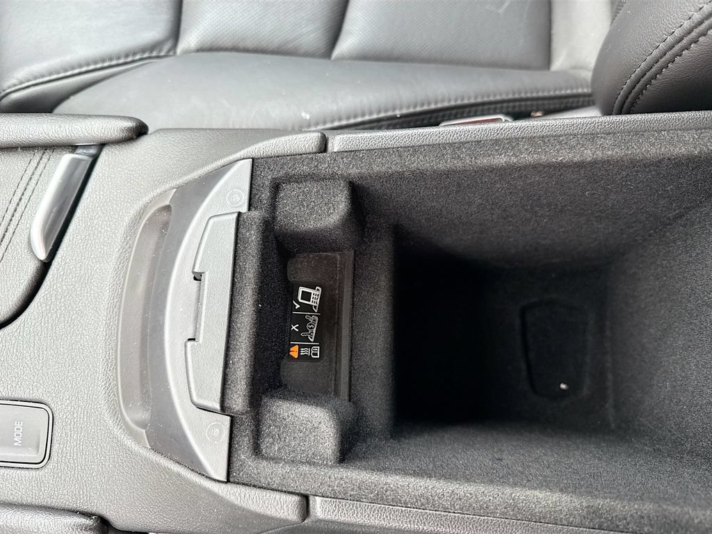 Used 2018 Cadillac XT5 Premium Luxury FWD image 31