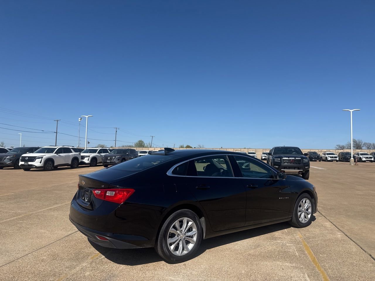Used 2025 Chevrolet Malibu LT image 24