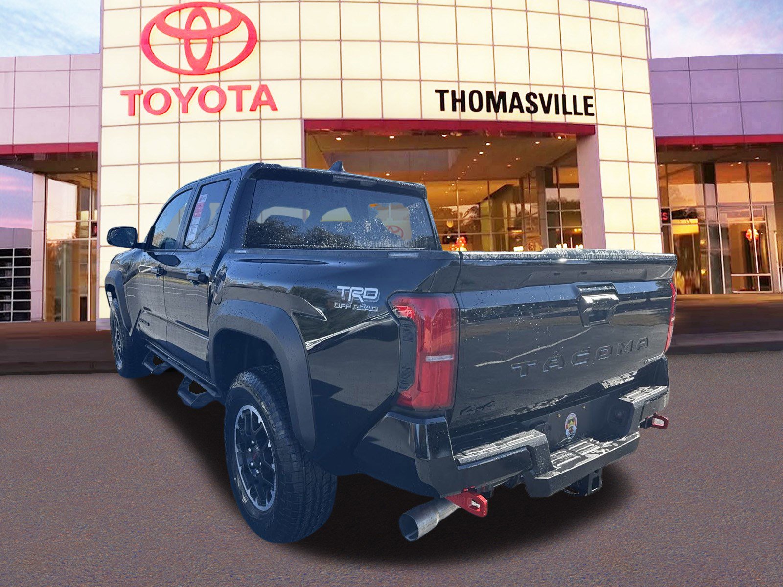 Used 2024 Toyota Tacoma TRD Off-Road image 7